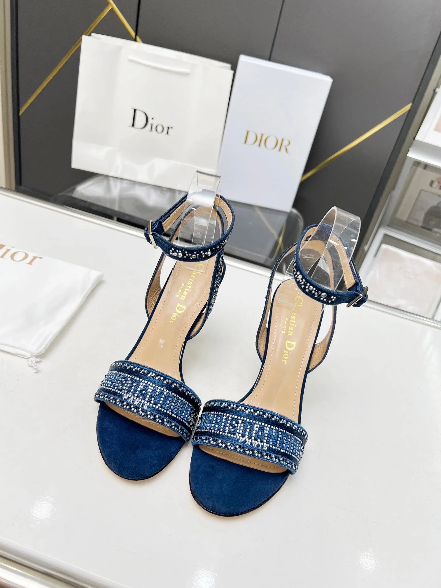 SE1108 DR Dway Heeled Sandal /  Size5-10