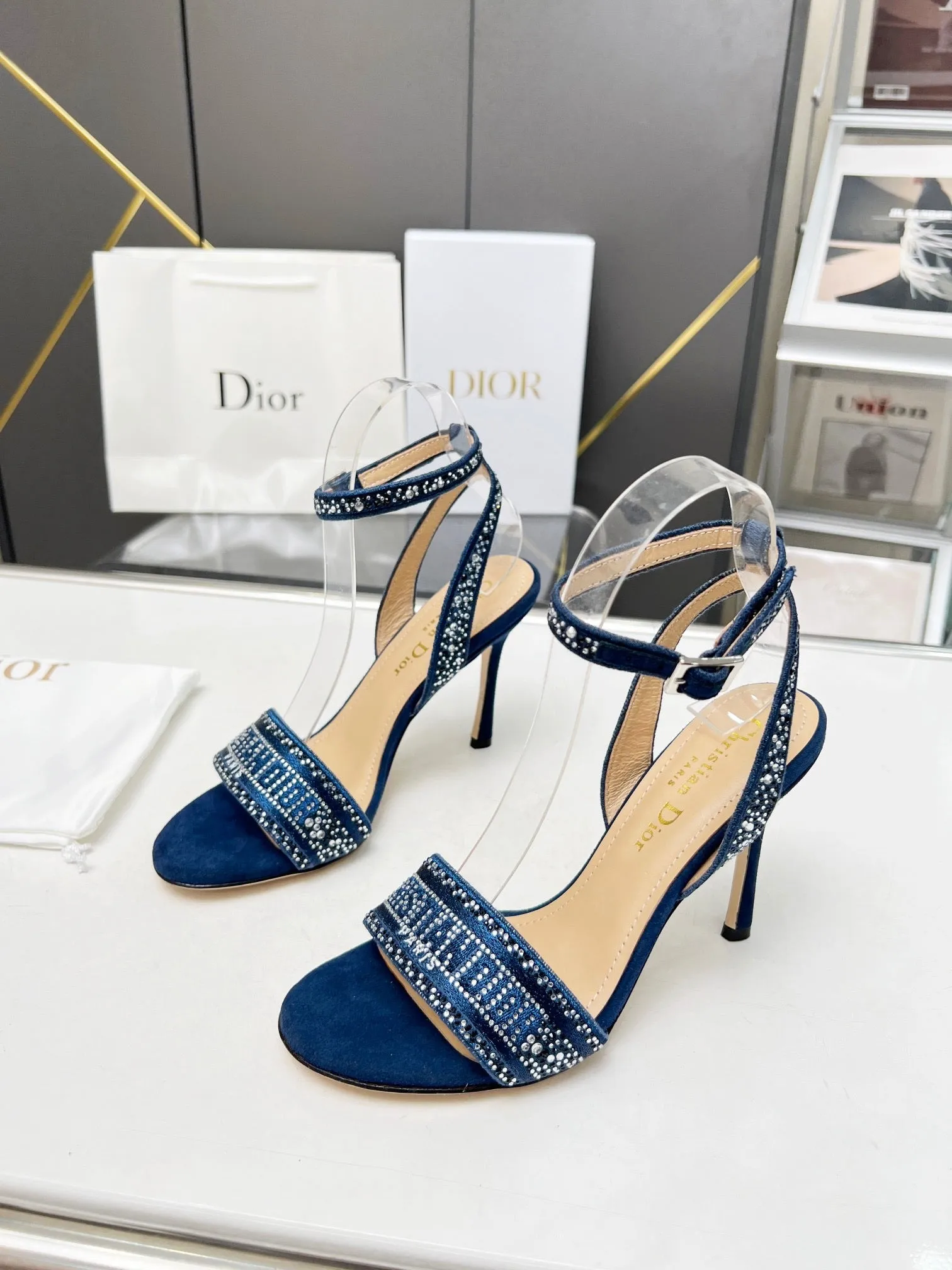 SE1108 DR Dway Heeled Sandal /  Size5-10