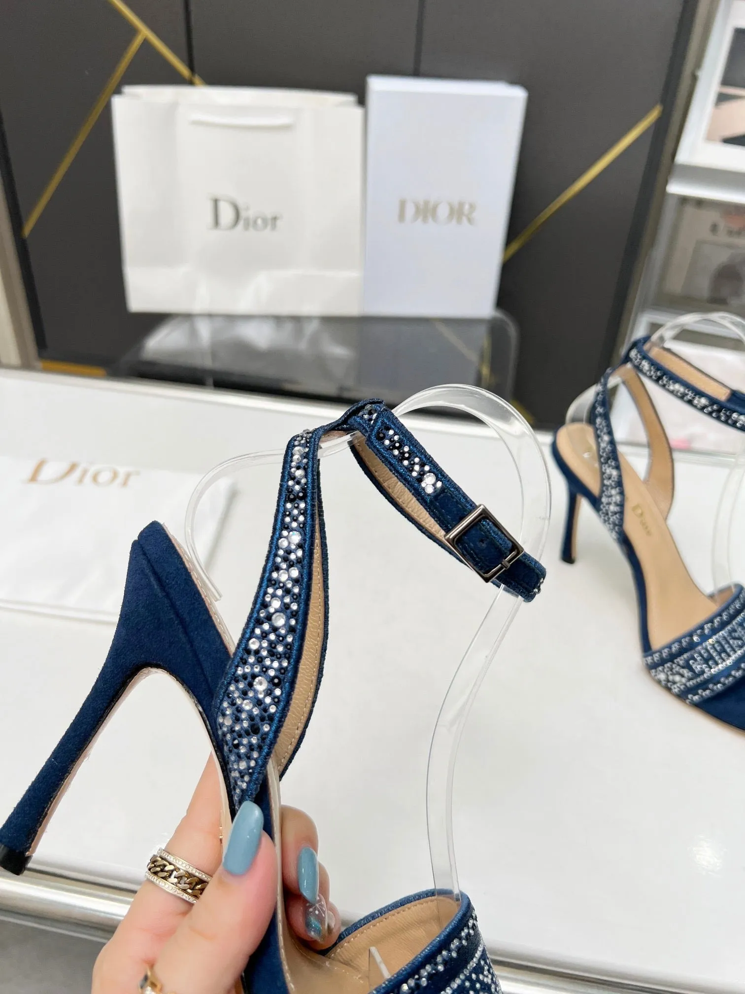 SE1108 DR Dway Heeled Sandal /  Size5-10