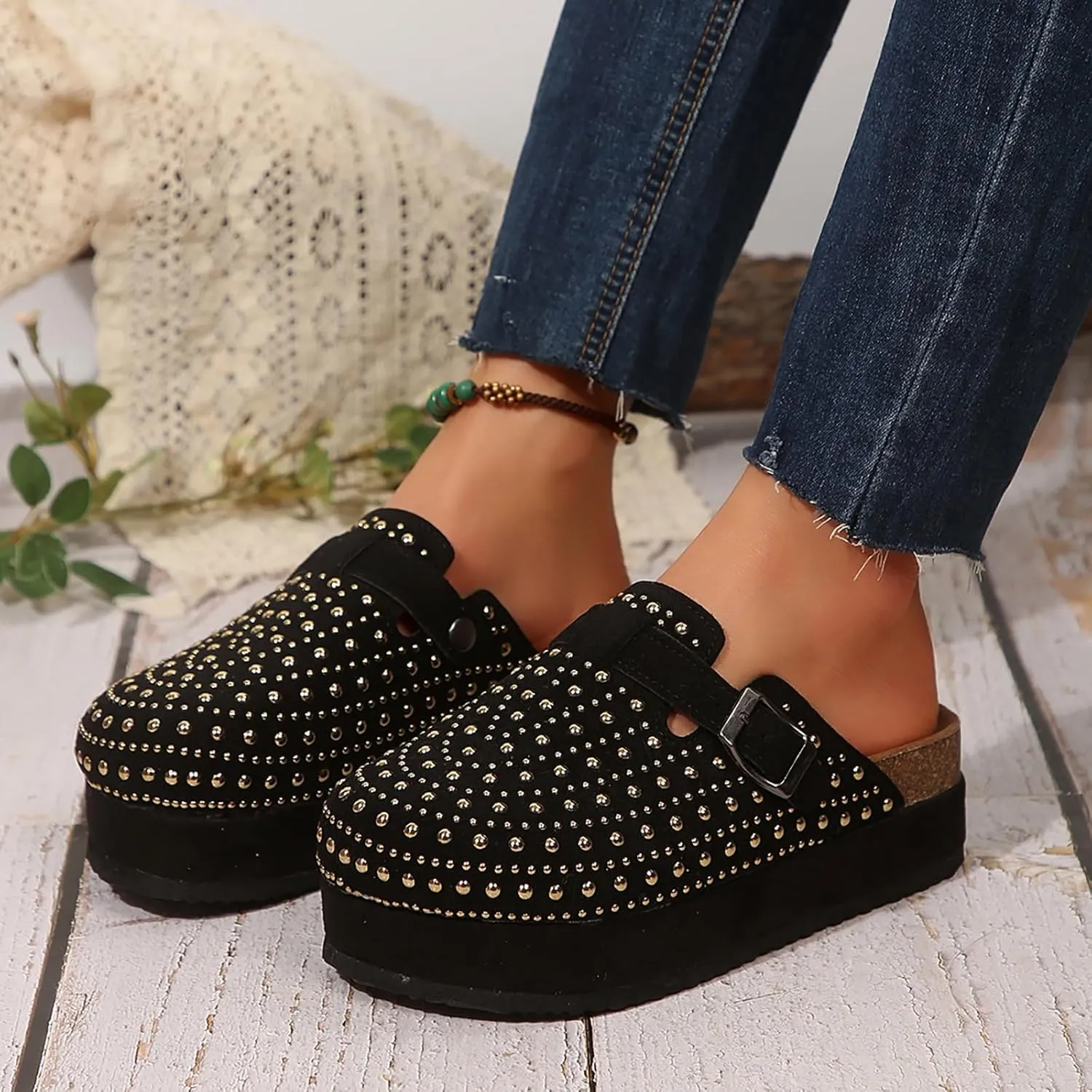 Women's Rhinestone Suede Clogs Mules Arch Support Potato Shoes 2025 Summer Casual Closed Toe Adjustable Strap Slip On Sandals Fashionable Beach Vacation Wide Width Walking Dress Shoes
