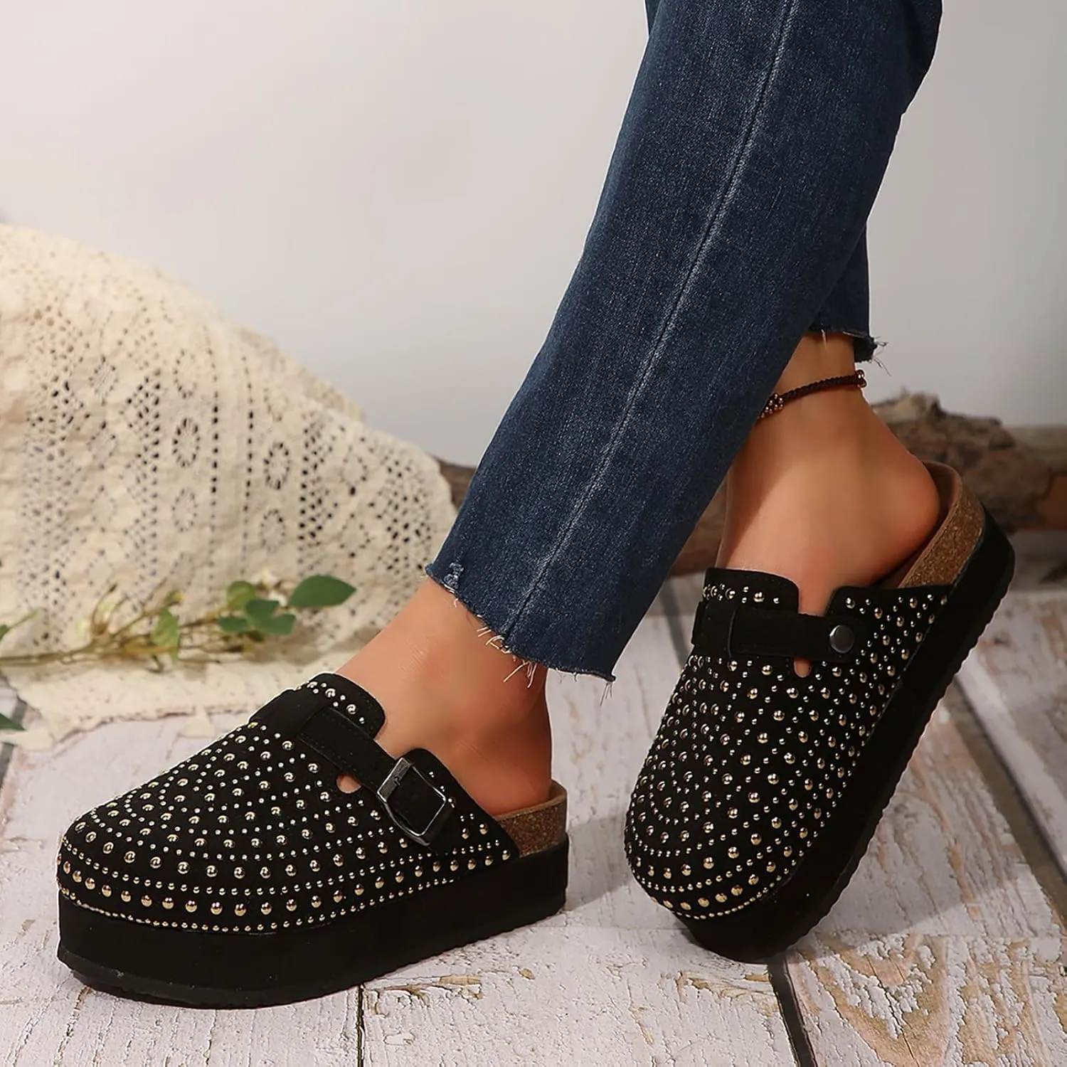 Women's Rhinestone Suede Clogs Mules Arch Support Potato Shoes 2025 Summer Casual Closed Toe Adjustable Strap Slip On Sandals Fashionable Beach Vacation Wide Width Walking Dress Shoes